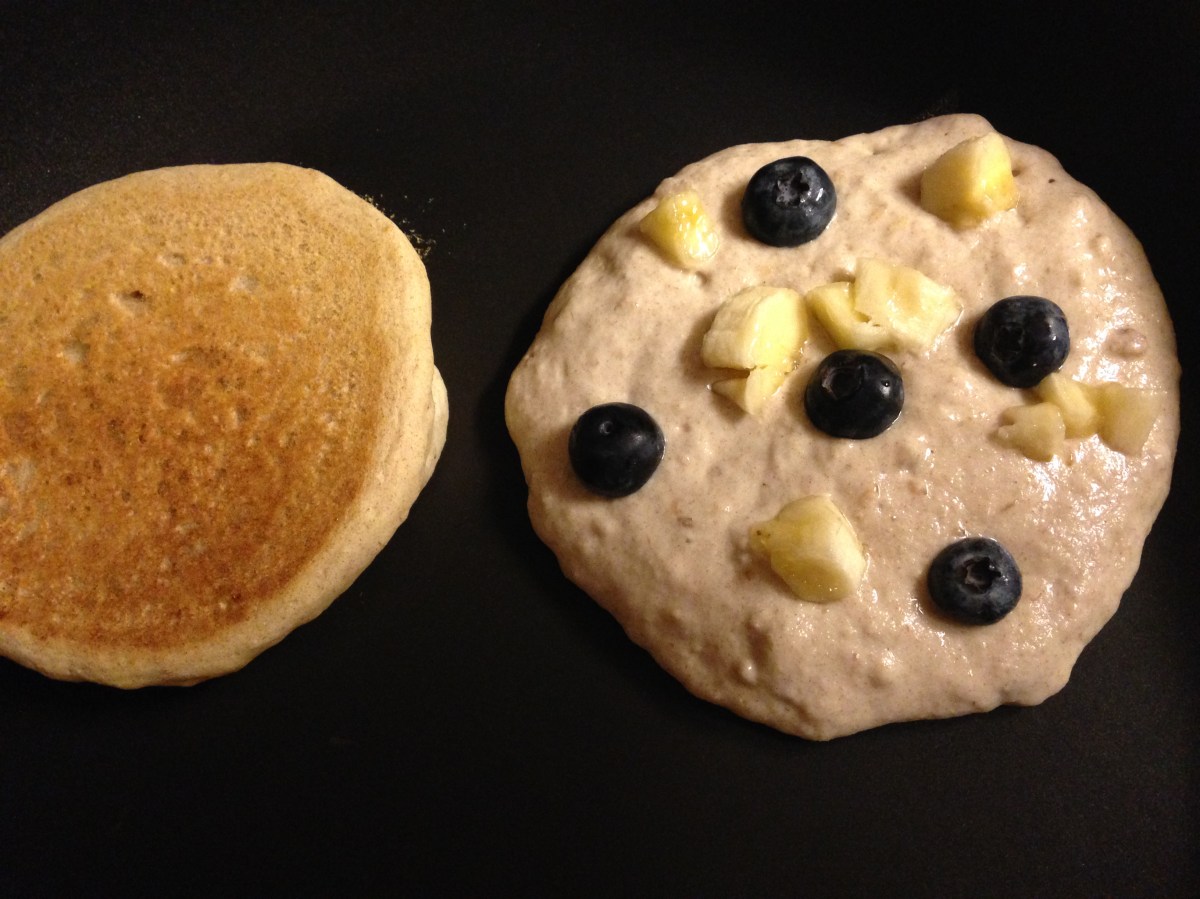 Blueberry Banana Walnut&nbsp;Pancakes
